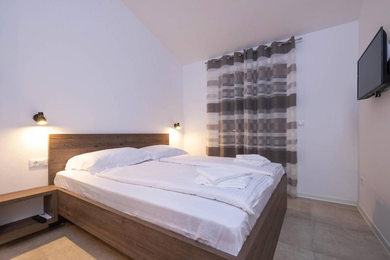 Holiday House Luca Πόρετς Εξωτερικό φωτογραφία