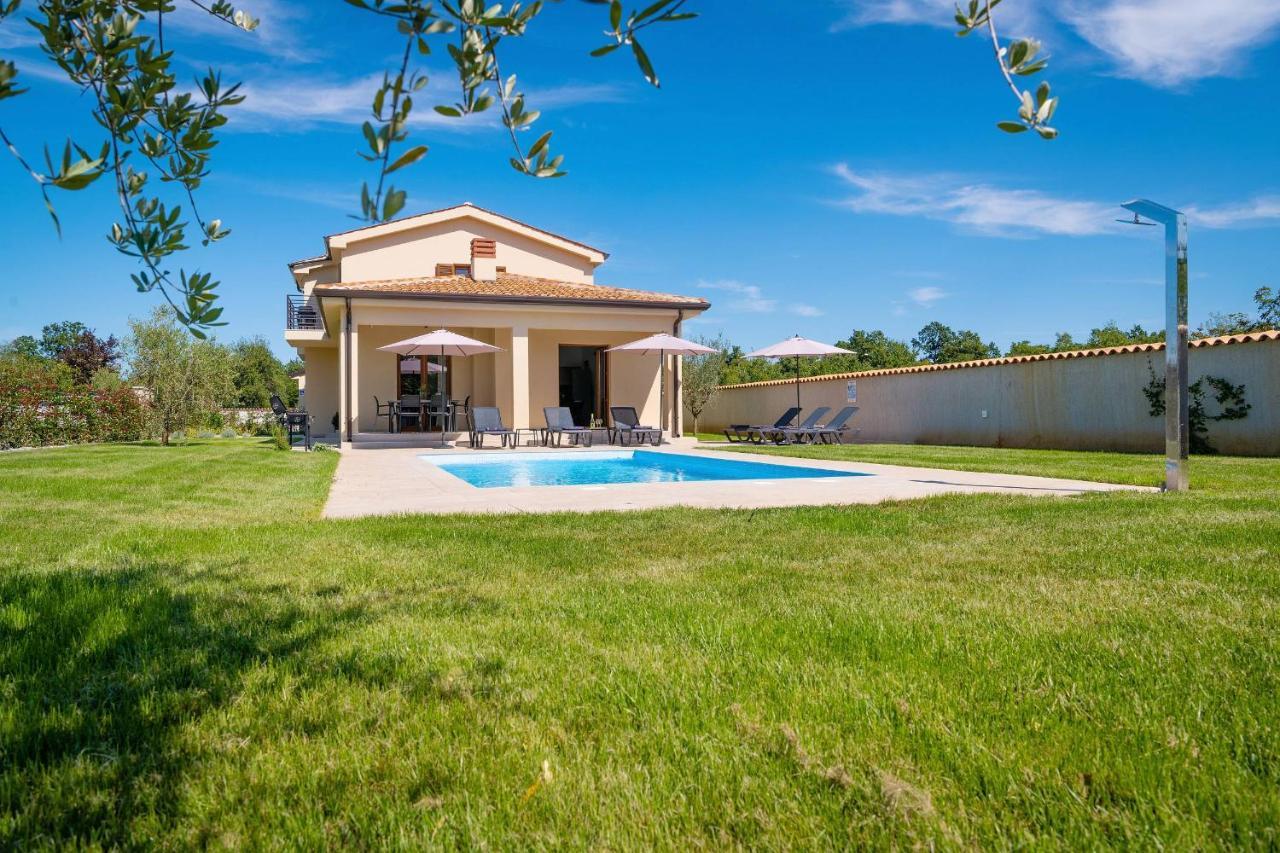 Holiday House Luca Πόρετς Εξωτερικό φωτογραφία