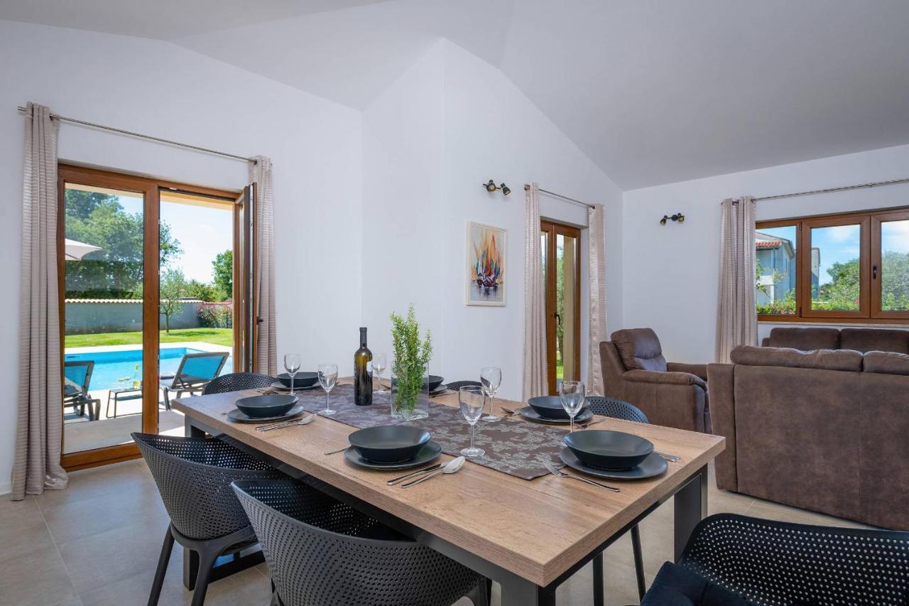 Holiday House Luca Πόρετς Εξωτερικό φωτογραφία