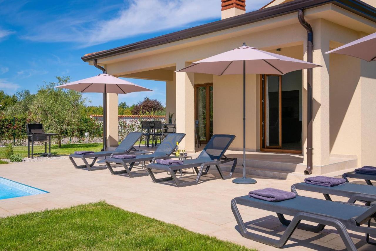 Holiday House Luca Πόρετς Εξωτερικό φωτογραφία