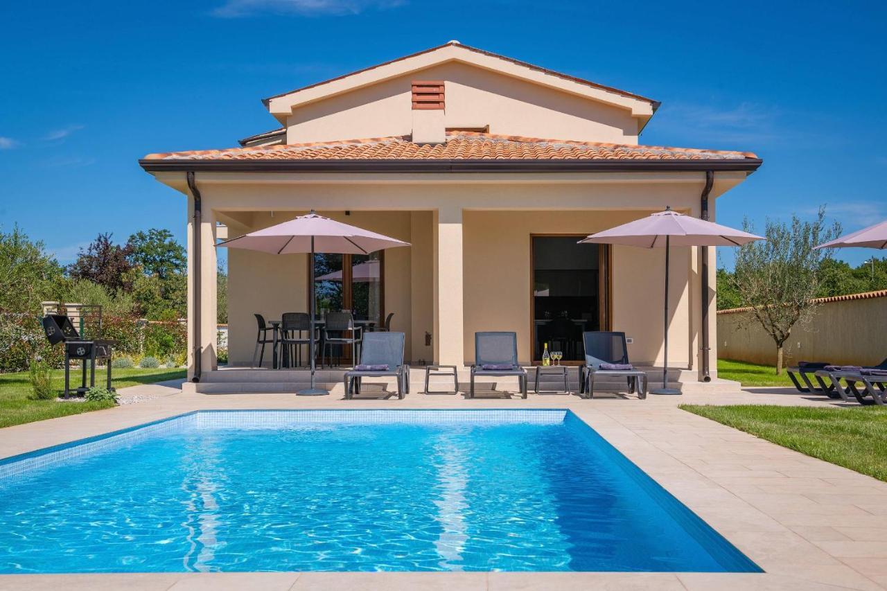 Holiday House Luca Πόρετς Εξωτερικό φωτογραφία