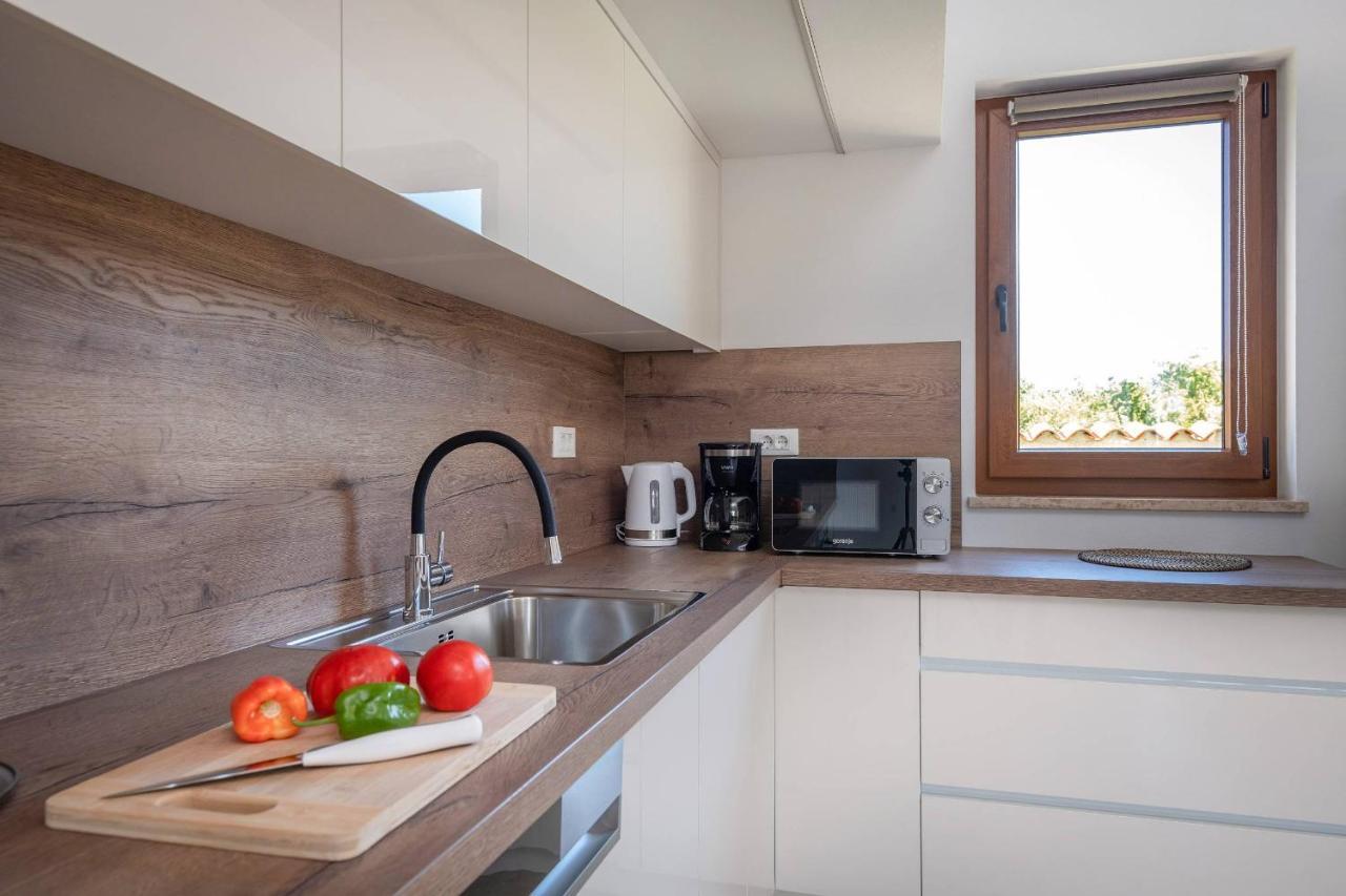 Holiday House Luca Πόρετς Εξωτερικό φωτογραφία