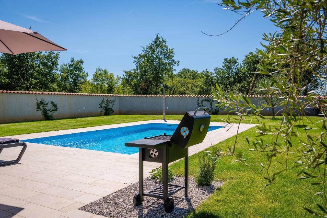 Holiday House Luca Πόρετς Εξωτερικό φωτογραφία