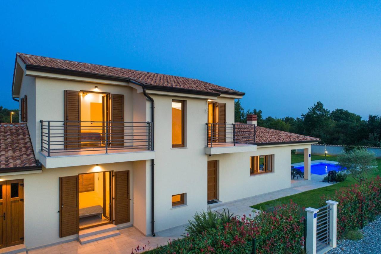 Holiday House Luca Πόρετς Εξωτερικό φωτογραφία